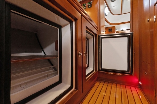 Hylas 46 Yacht For Sale