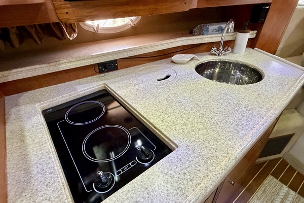 35ft Rinker Yacht For Sale