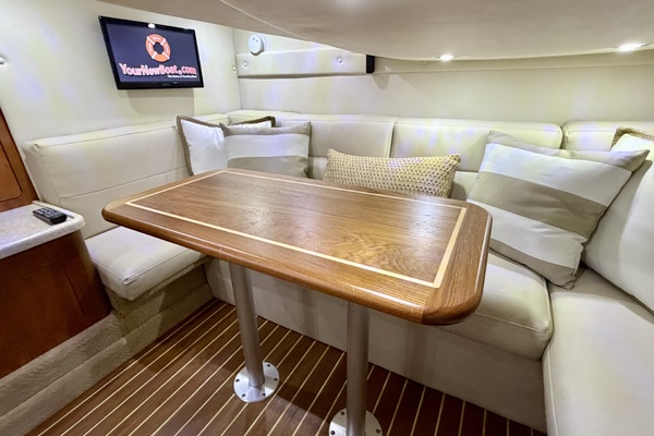 35ft Rinker Yacht For Sale