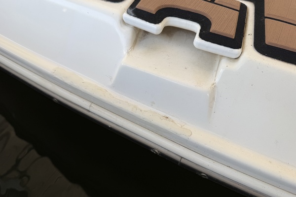 35ft Rinker Yacht For Sale