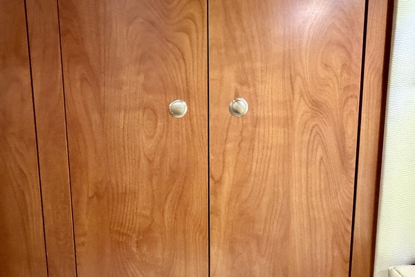 35ft Rinker Yacht For Sale