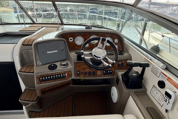 35ft Rinker Yacht For Sale