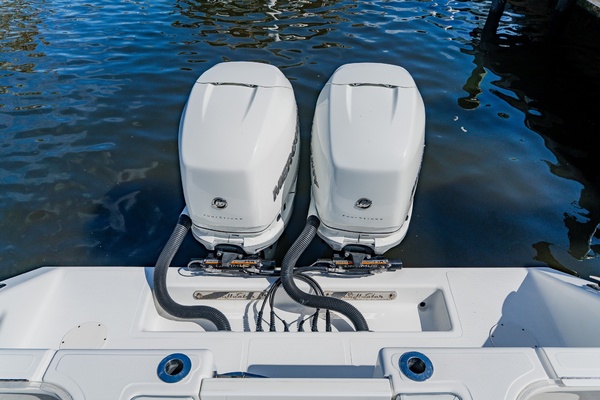 31ft SeaHunter Yacht For Sale