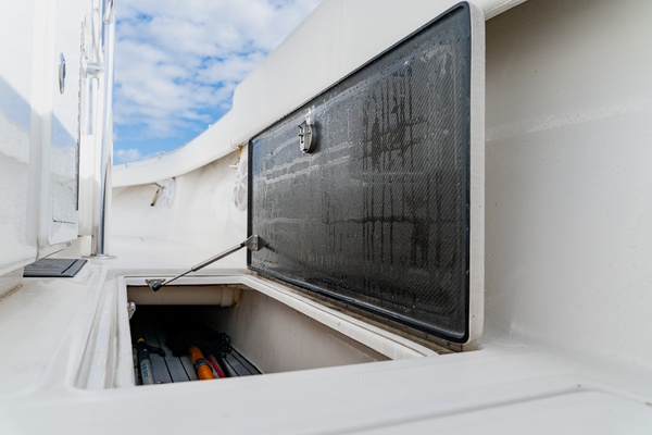 31ft SeaHunter Yacht For Sale