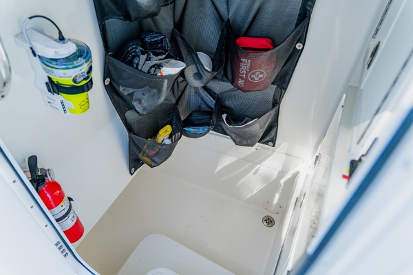31ft SeaHunter Yacht For Sale