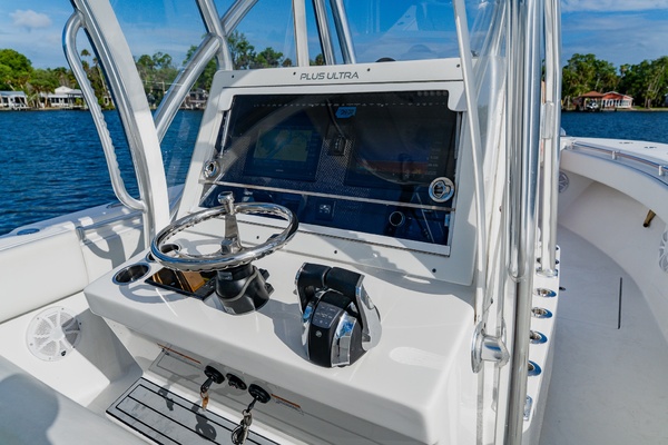 31ft SeaHunter Yacht For Sale