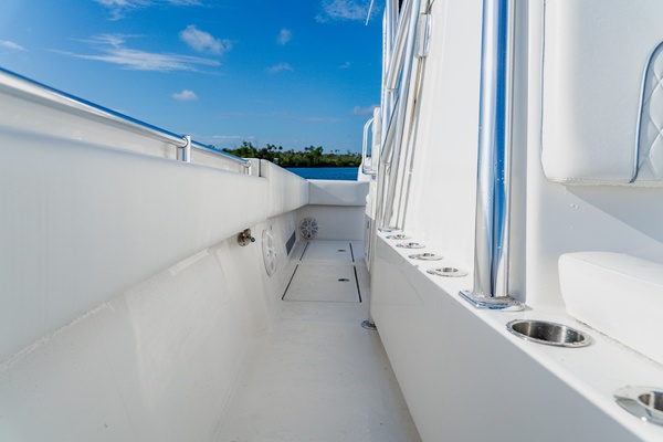 31ft SeaHunter Yacht For Sale