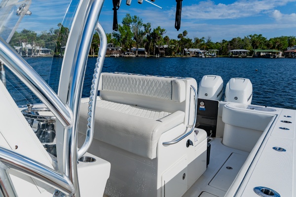31ft SeaHunter Yacht For Sale