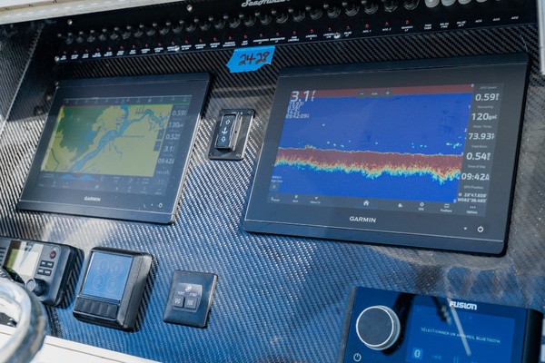 31ft SeaHunter Yacht For Sale