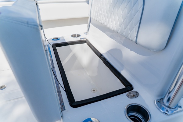 31ft SeaHunter Yacht For Sale