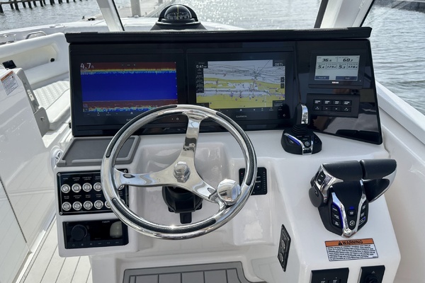 2025 Sea Fox 28