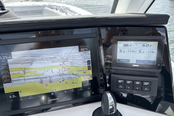 2025 Sea Fox 28