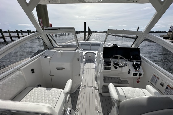 2025 Sea Fox 28