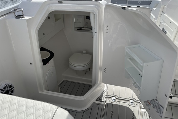 2025 Sea Fox 28