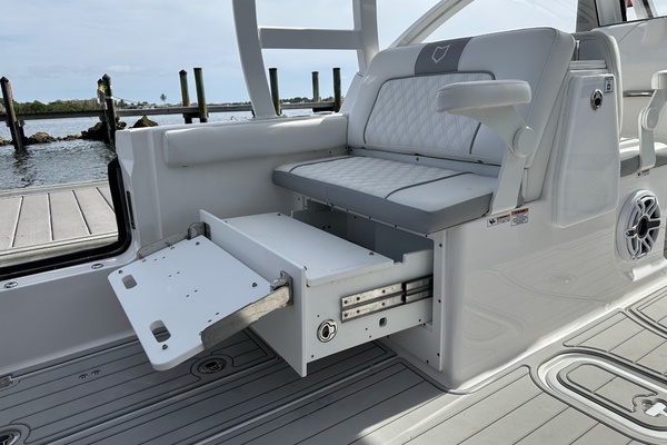 2025 Sea Fox 28