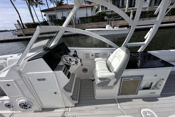 2025 Sea Fox 28