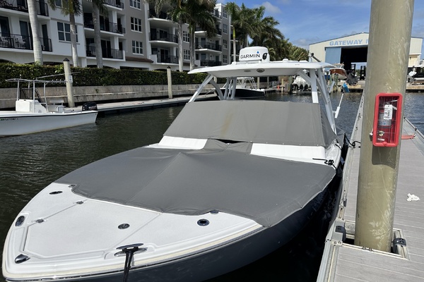 28ft Sea Fox Yacht For Sale