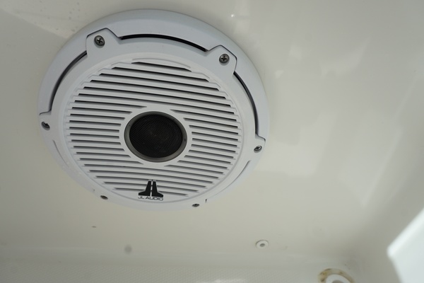 2024 23 World Cat 230 DC JL Audio Speakers (3)