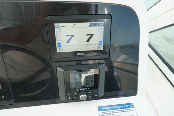 2024 23 World Cat 230 DC Electronics (5)