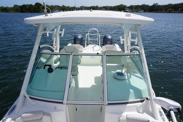 2024 23 World Cat 230 DC Hardtop  (7)