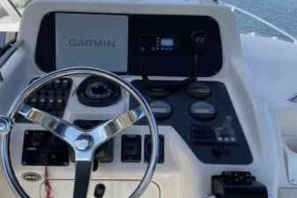 26ft Grady White Yacht For Sale