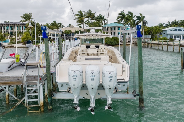 37ft Grady White Yacht For Sale