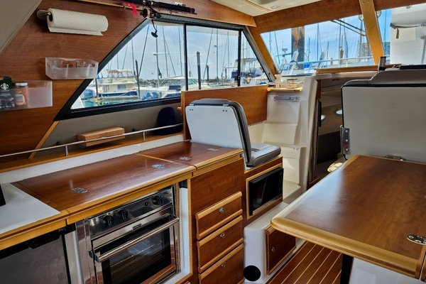 2022 Cutwater 37