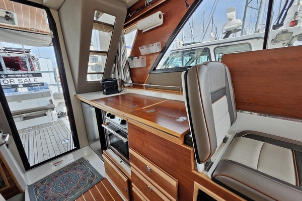2022 Cutwater 37