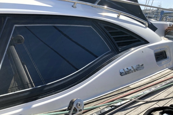 Oyster 56 Deck Saloon Yacht For Sale