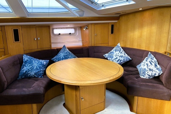 Oyster 56 Deck Saloon Yacht For Sale