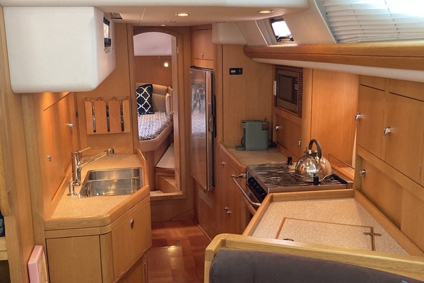 Oyster 56 Deck Saloon Yacht For Sale