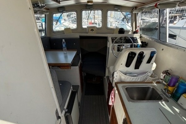 Photo of the 2003 Sea Sport Explorer 2400 "MIYA RIKU"