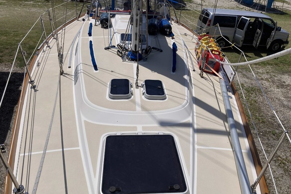 Miles Away II 37ft Tartan Yacht For Sale