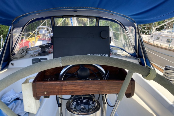 Miles Away II 37ft Tartan Yacht For Sale