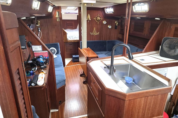 Miles Away II 37ft Tartan Yacht For Sale