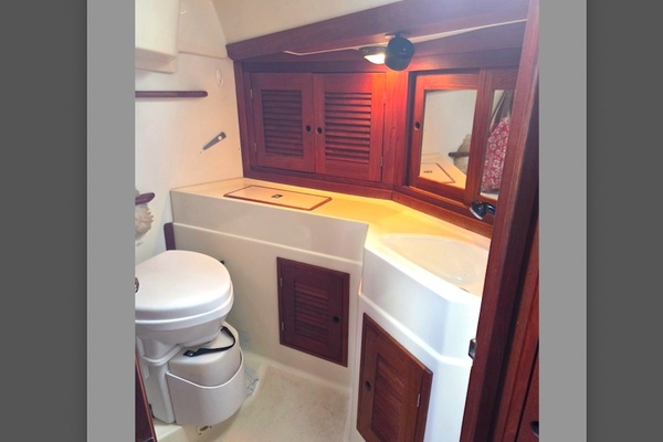 Miles Away II 37ft Tartan Yacht For Sale