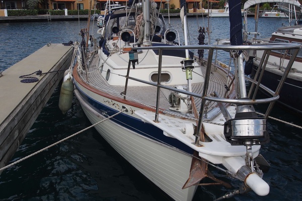 38ft Ta Shing Yacht For Sale