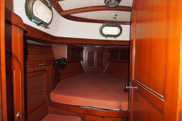38ft Ta Shing Yacht For Sale