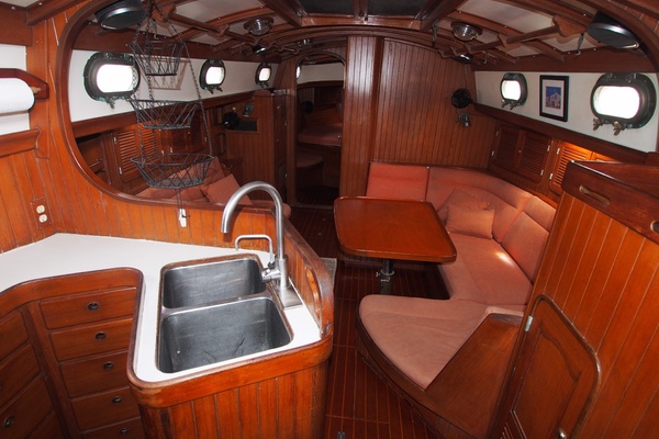 38ft Ta Shing Yacht For Sale