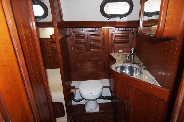 38ft Ta Shing Yacht For Sale