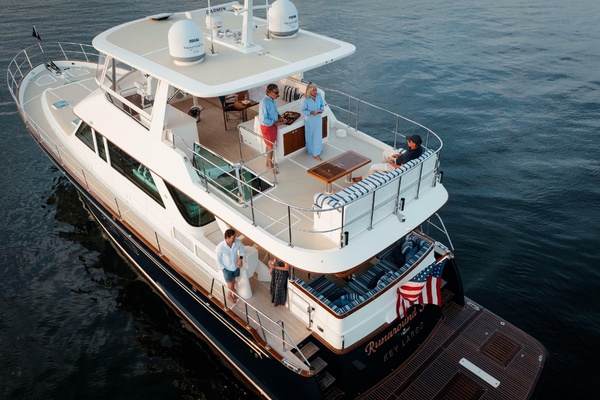 63ft Hunt Yachts Yacht For Sale