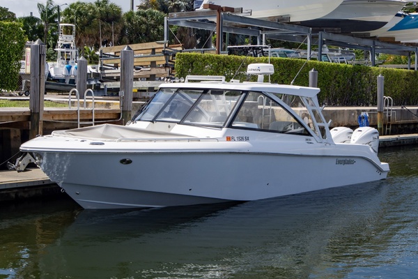 34ft Everglades Yacht For Sale