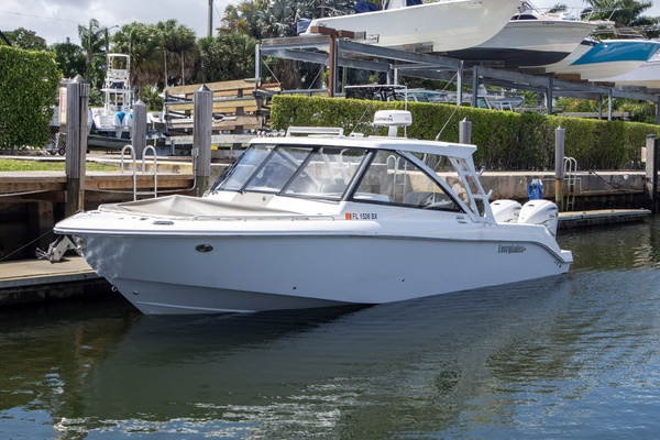 34ft Everglades Yacht For Sale