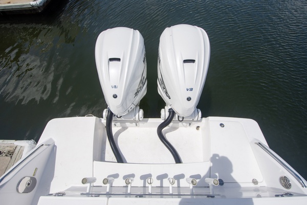 34ft Everglades Yacht For Sale