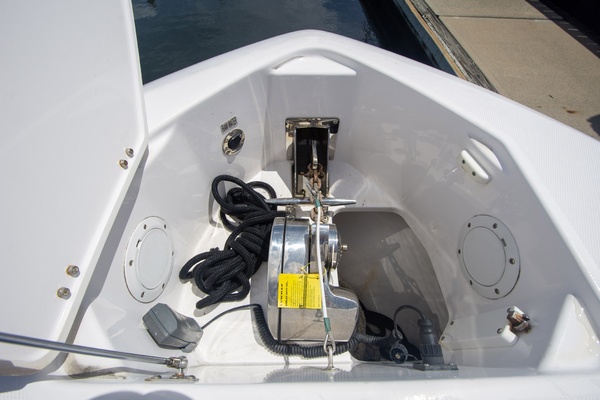 34ft Everglades Yacht For Sale