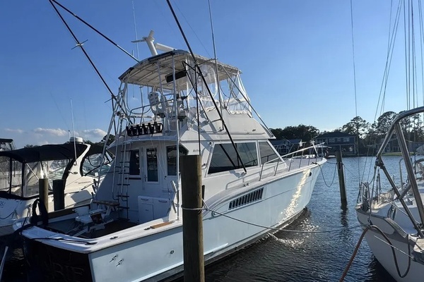 43-ft-Hatteras-1981-43 Convertible- Fleming Island Florida United States  yacht for sale