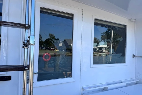 Photo of the 1981 Hatteras 43 Convertible