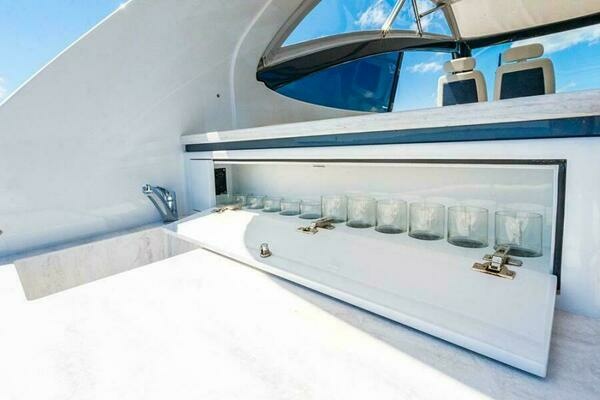 2019 Palm Beach Motor Yachts 50