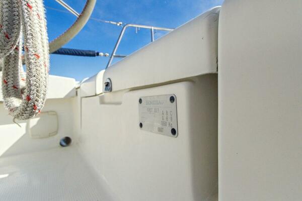 MARIANDL 33ft Beneteau Yacht For Sale