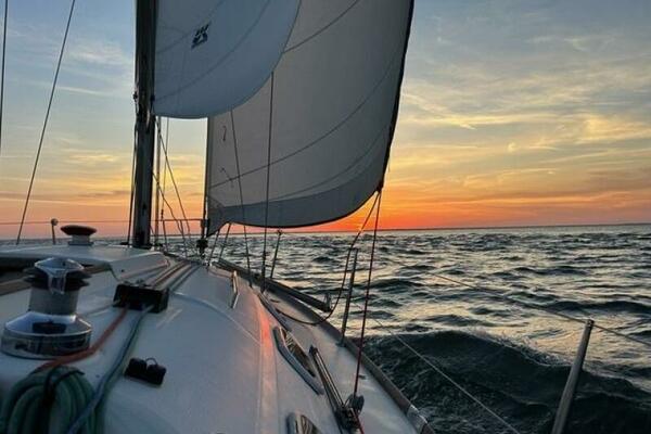 MARIANDL 33ft Beneteau Yacht For Sale